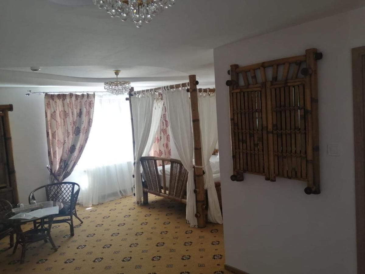 Pensiunea Rosenau Rîşnov Ngoại thất bức ảnh