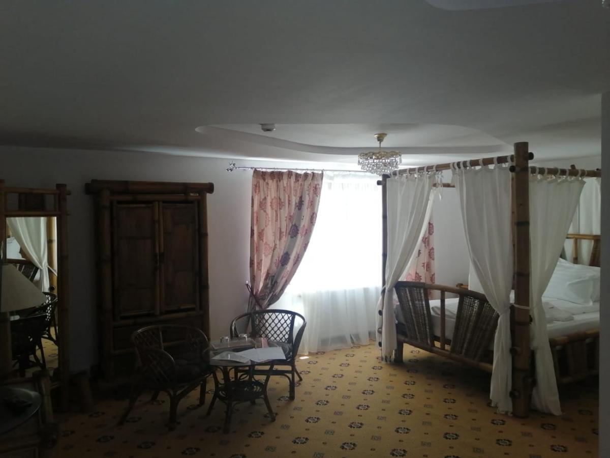 Pensiunea Rosenau Rîşnov Ngoại thất bức ảnh